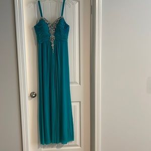 Decode 1.8 formal dress